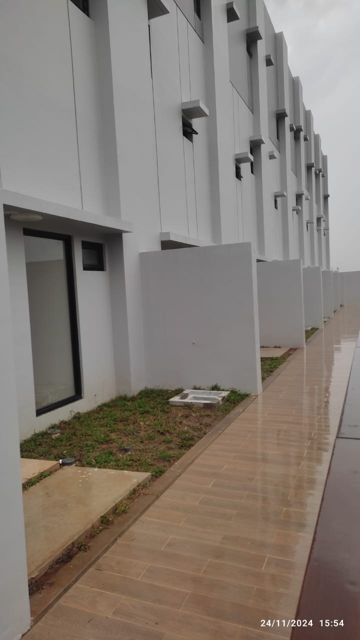 Di Sewakan Ruko Di Tanamera Lippo Cikarang